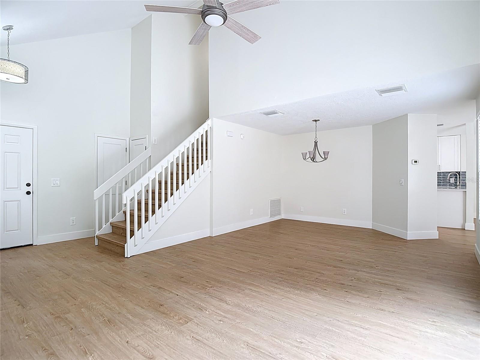 Image 7 of 61 For 2013 Glen Forge Street