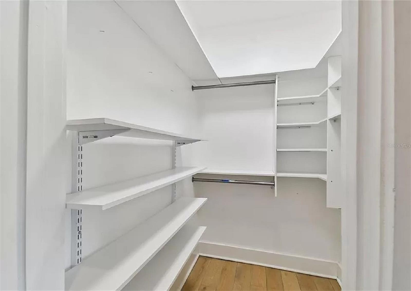 Image 11 of 24 For 2508 Ola Avenue