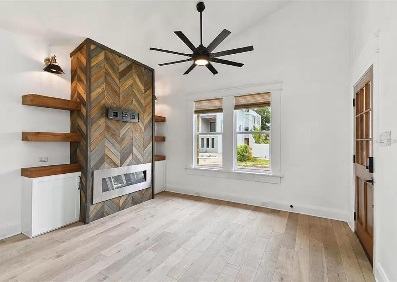 Image 5 of 24 For 2508 Ola Avenue