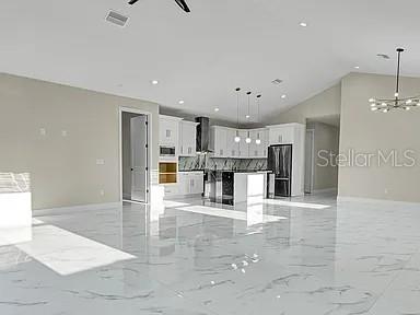 Listing photo id 9 for 2839 60th Avenue N