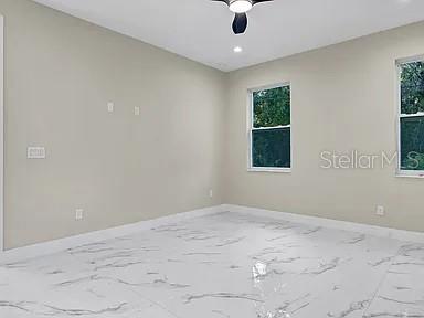 Listing photo id 19 for 2839 60th Avenue N