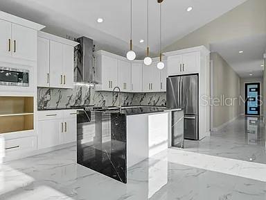 Listing photo id 2 for 2839 60th Avenue N