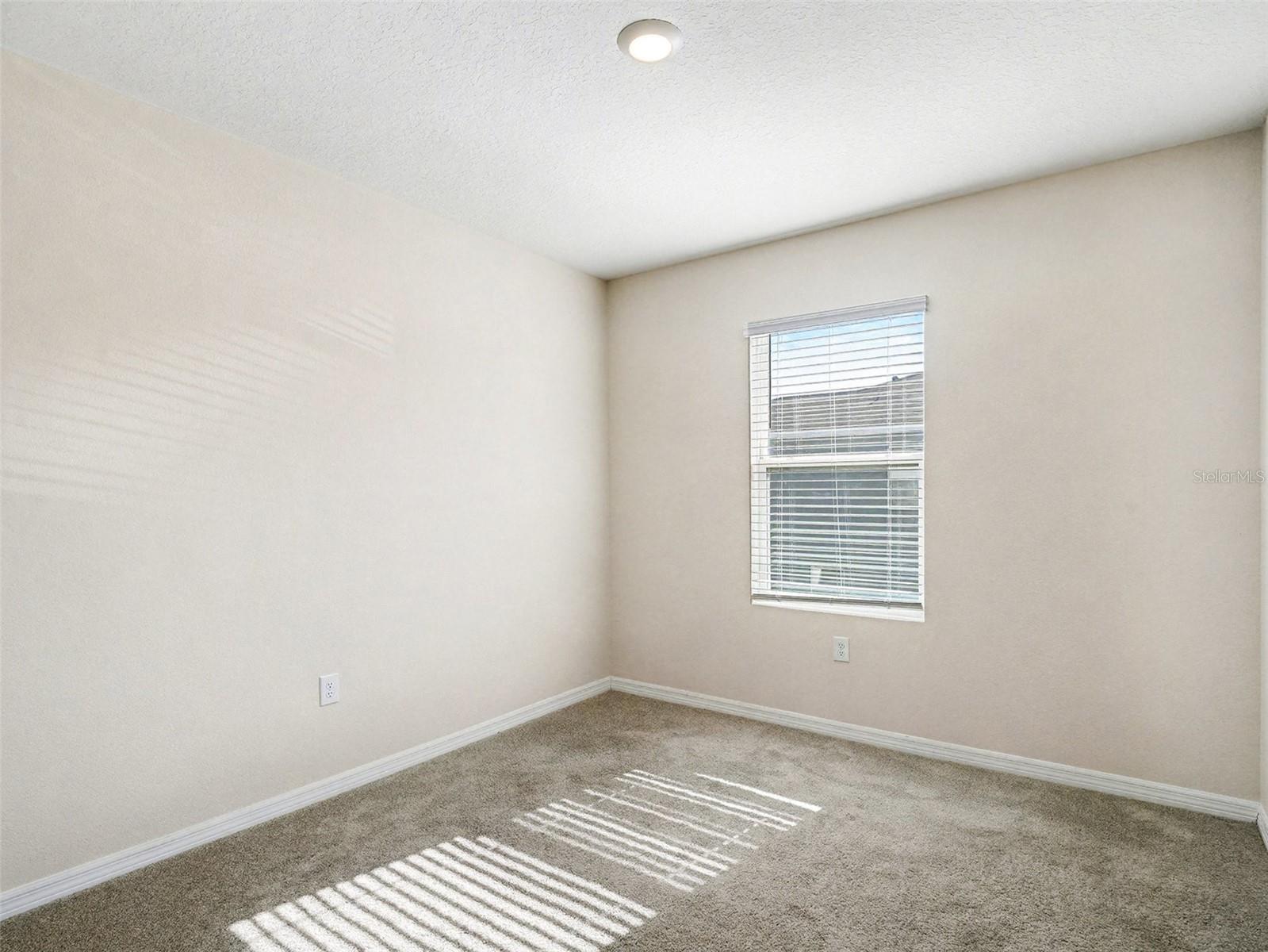 Image 21 of 34 For 1951 Pleasant Maple Court