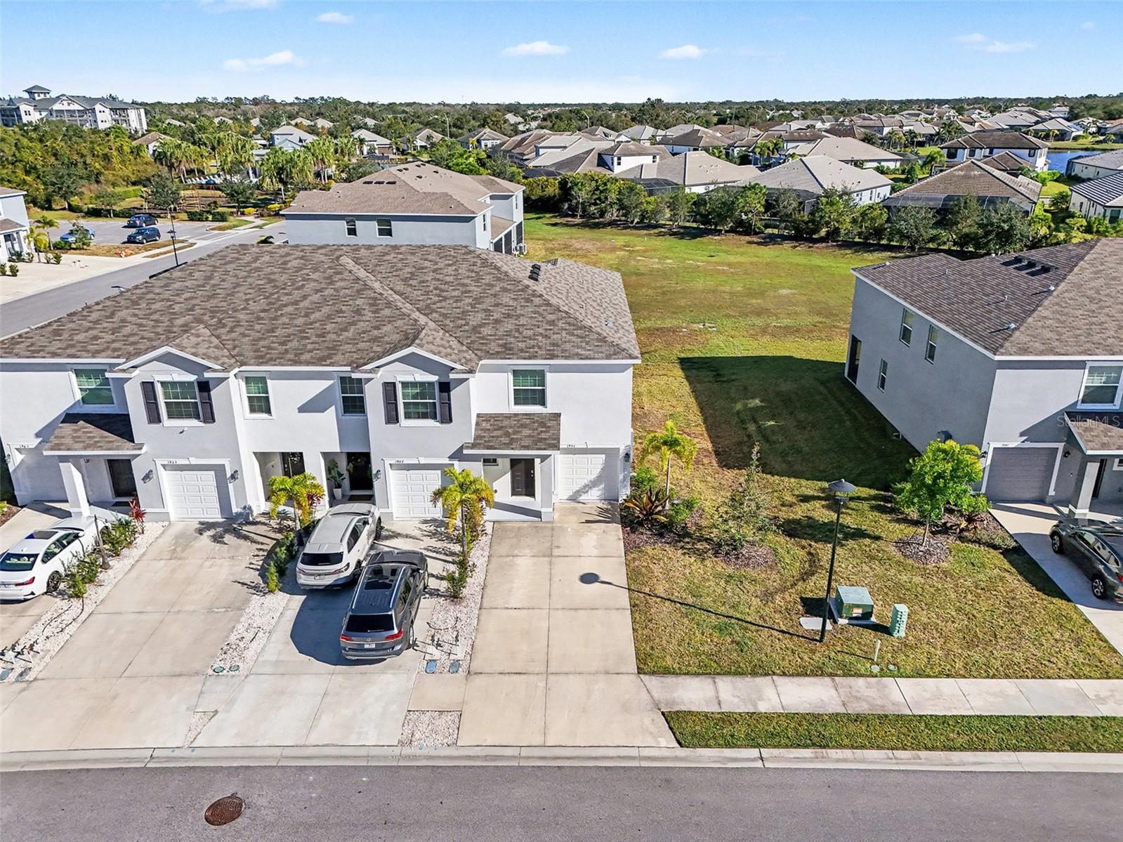 Image 29 of 34 For 1951 Pleasant Maple Court