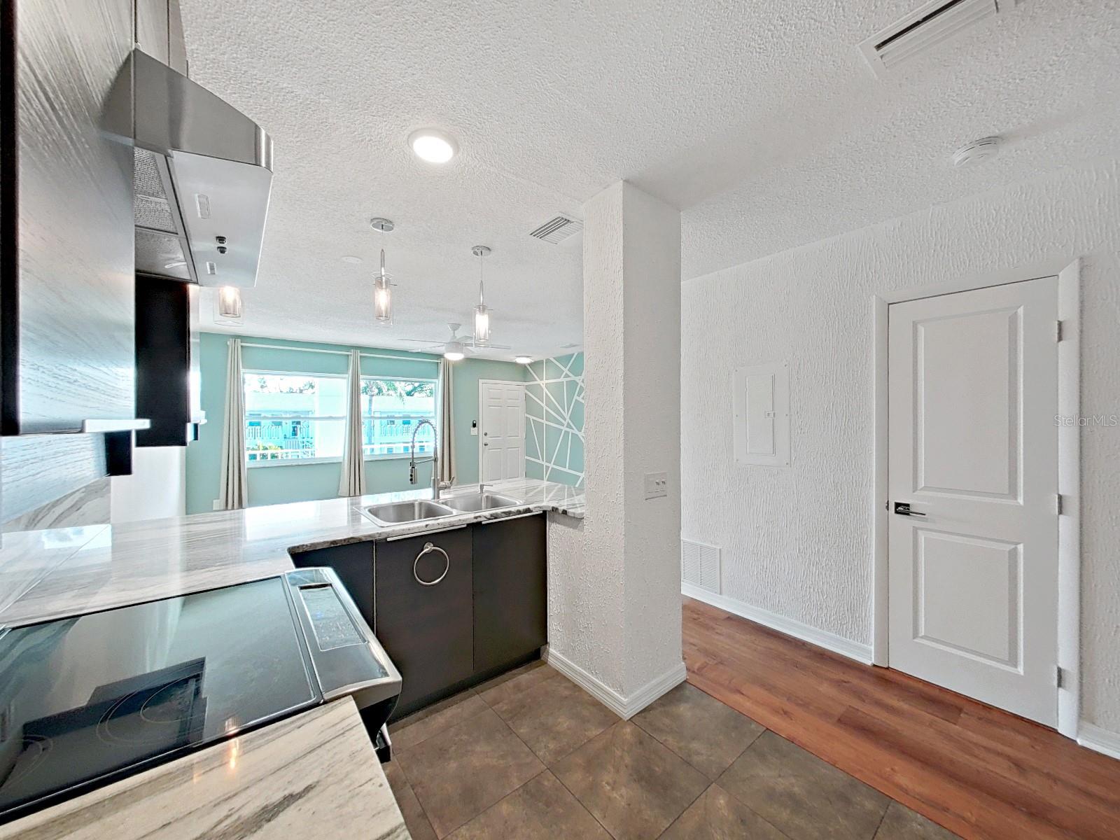 Image 11 of 37 For 121 Brandy Wine Drive 121