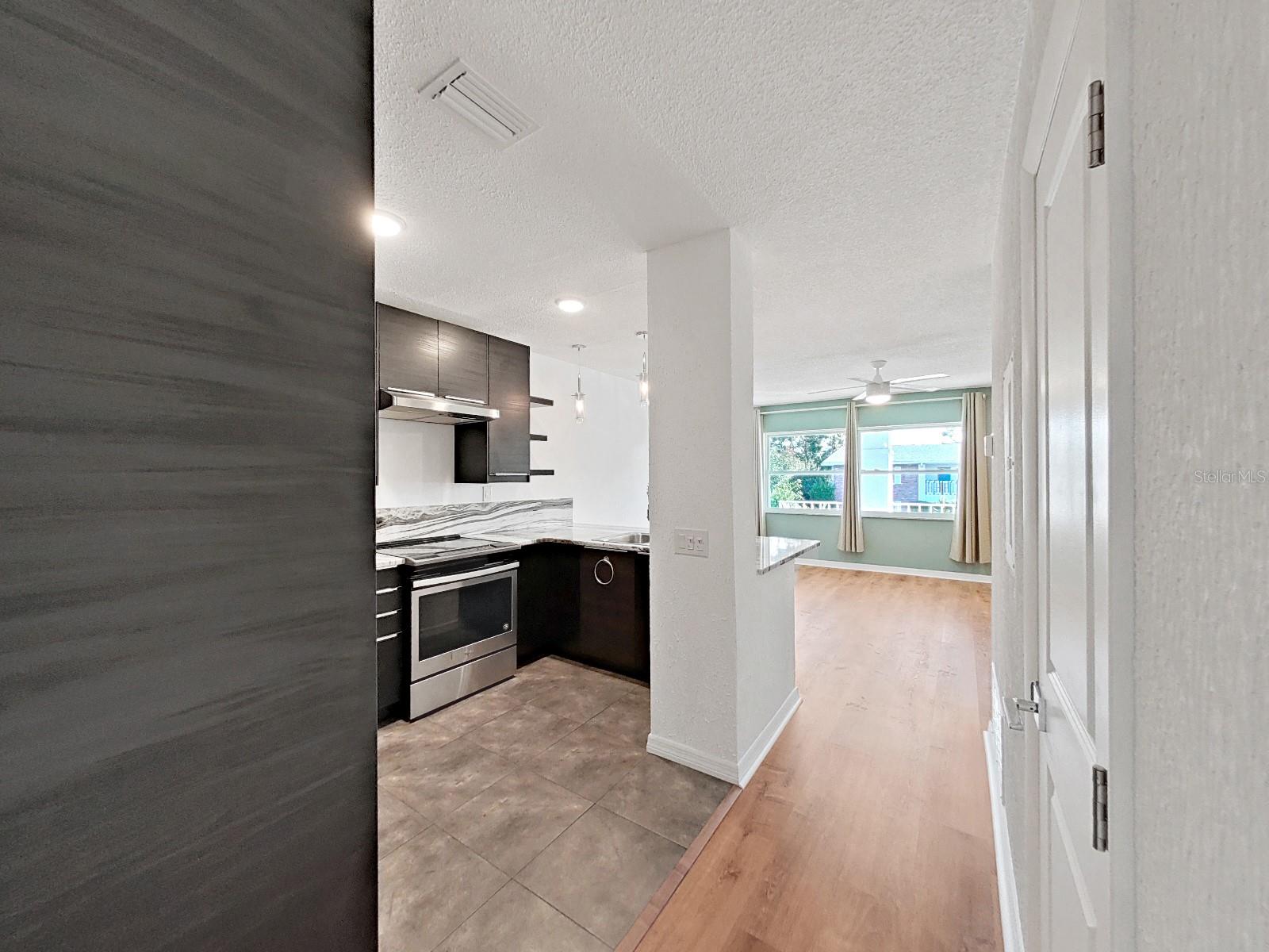 Image 13 of 37 For 121 Brandy Wine Drive 121