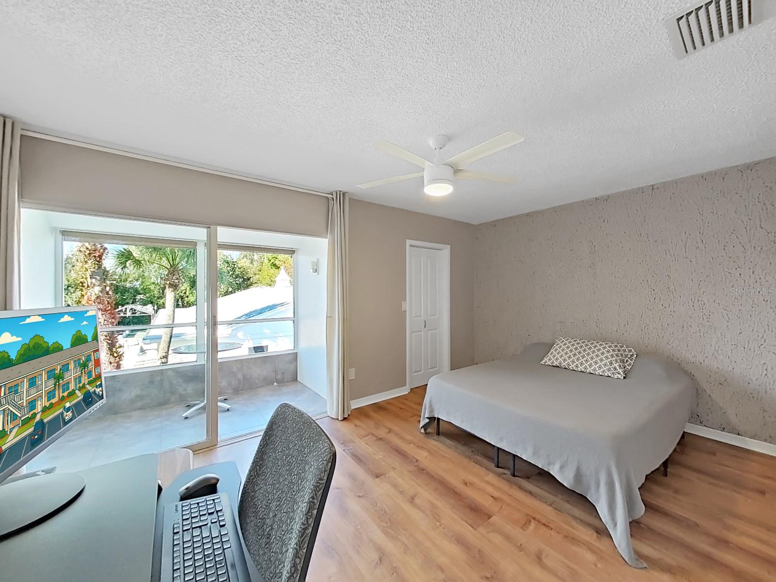 Image 18 of 37 For 121 Brandy Wine Drive 121