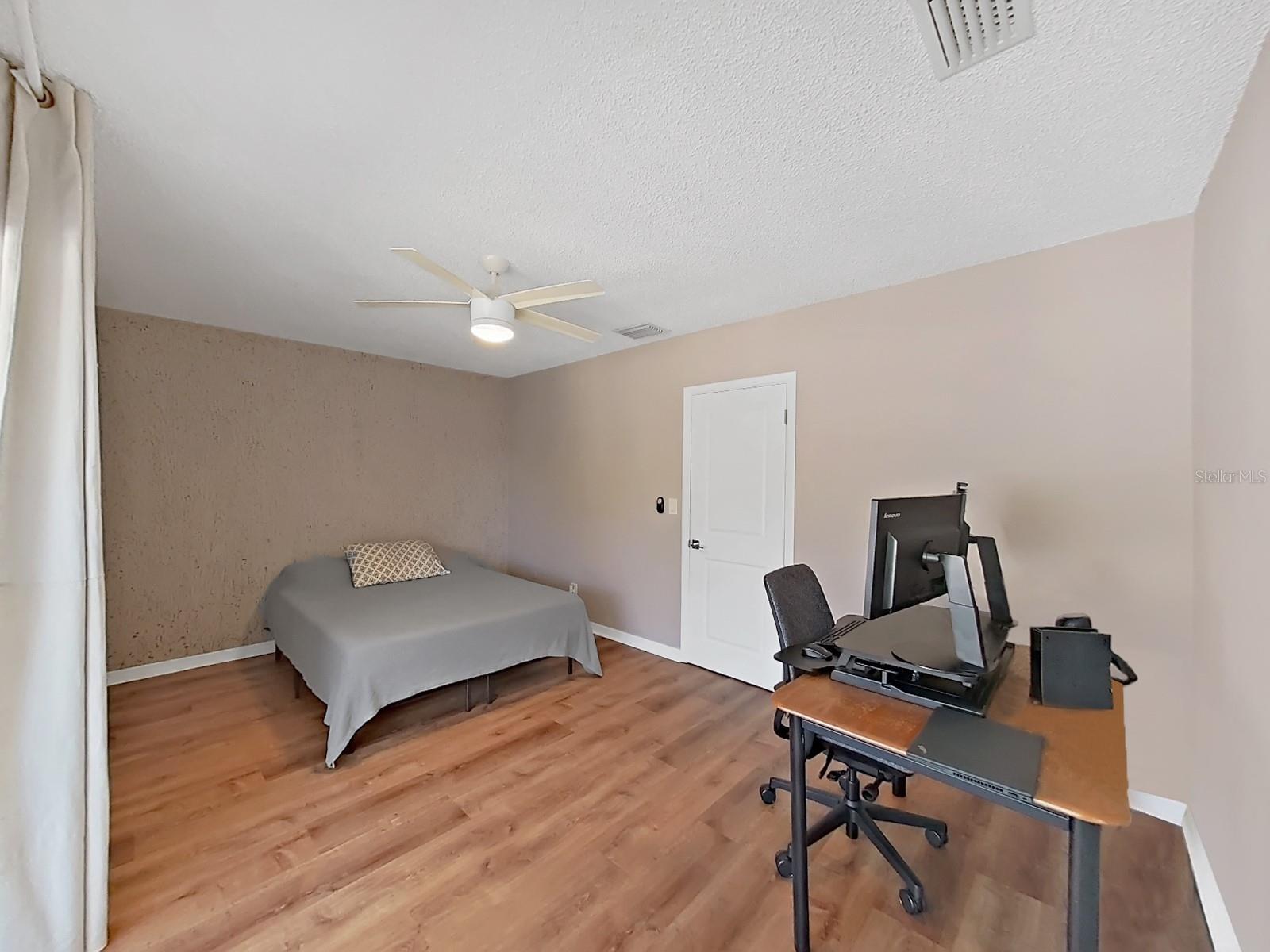 Image 21 of 37 For 121 Brandy Wine Drive 121