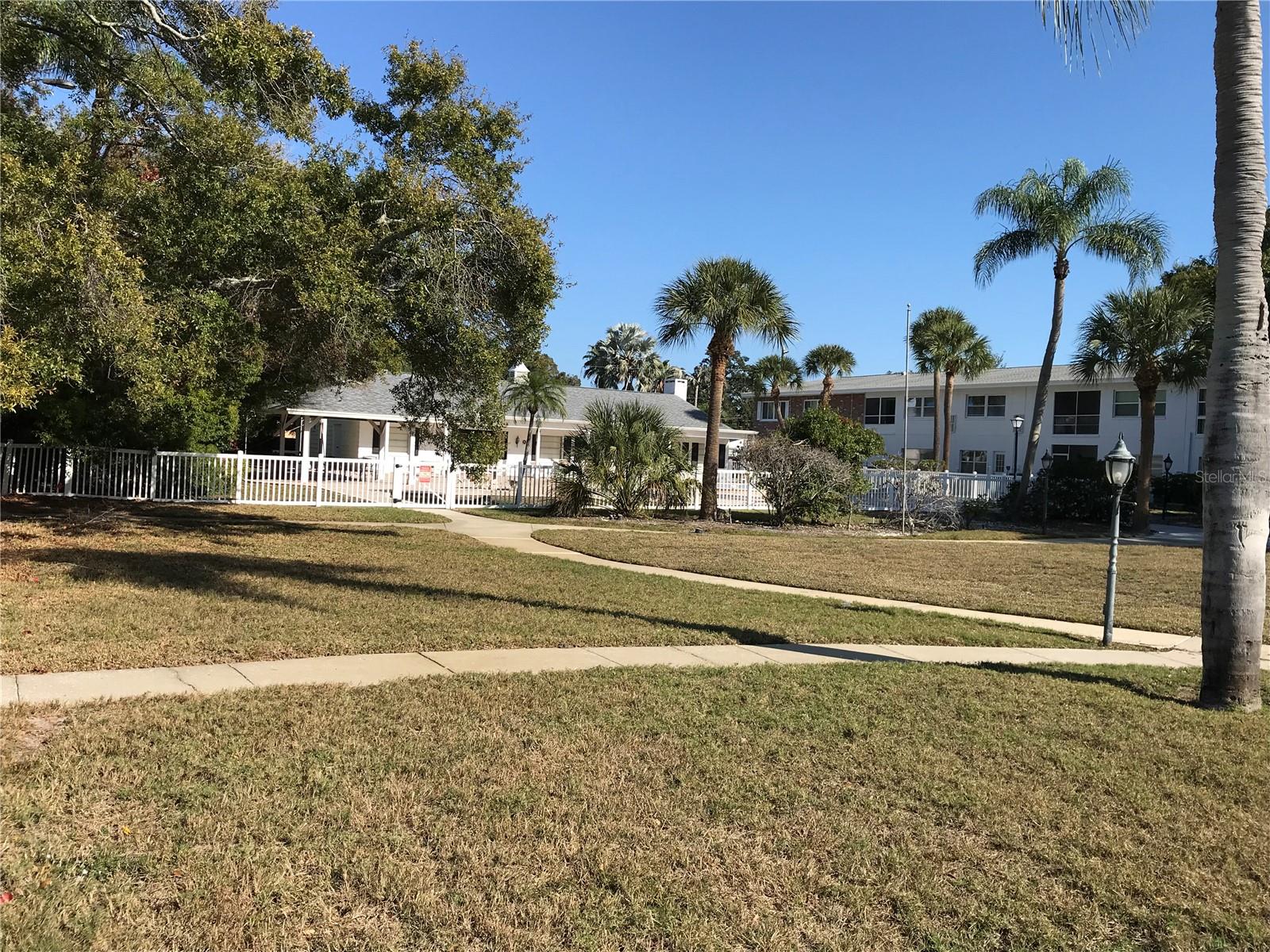 Image 29 of 37 For 121 Brandy Wine Drive 121