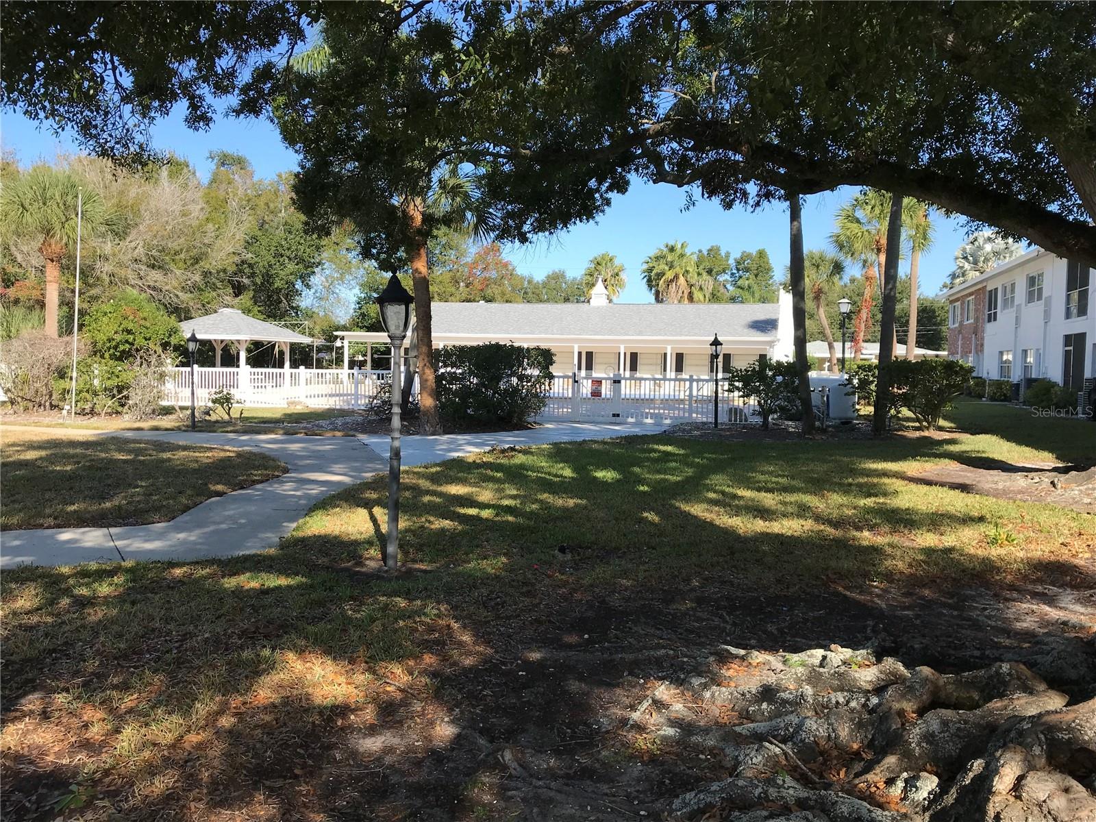 Image 31 of 37 For 121 Brandy Wine Drive 121