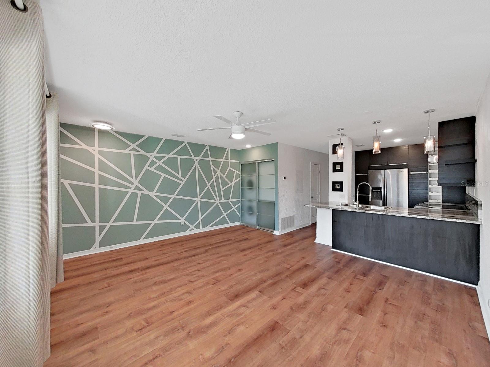 Image 6 of 37 For 121 Brandy Wine Drive 121