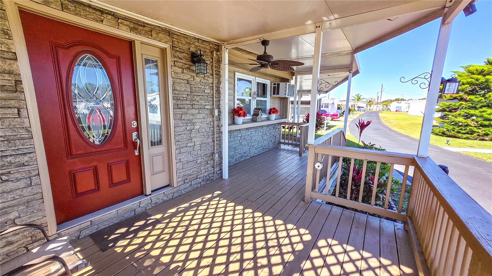 Image 6 of 34 For 6109 Creston Street