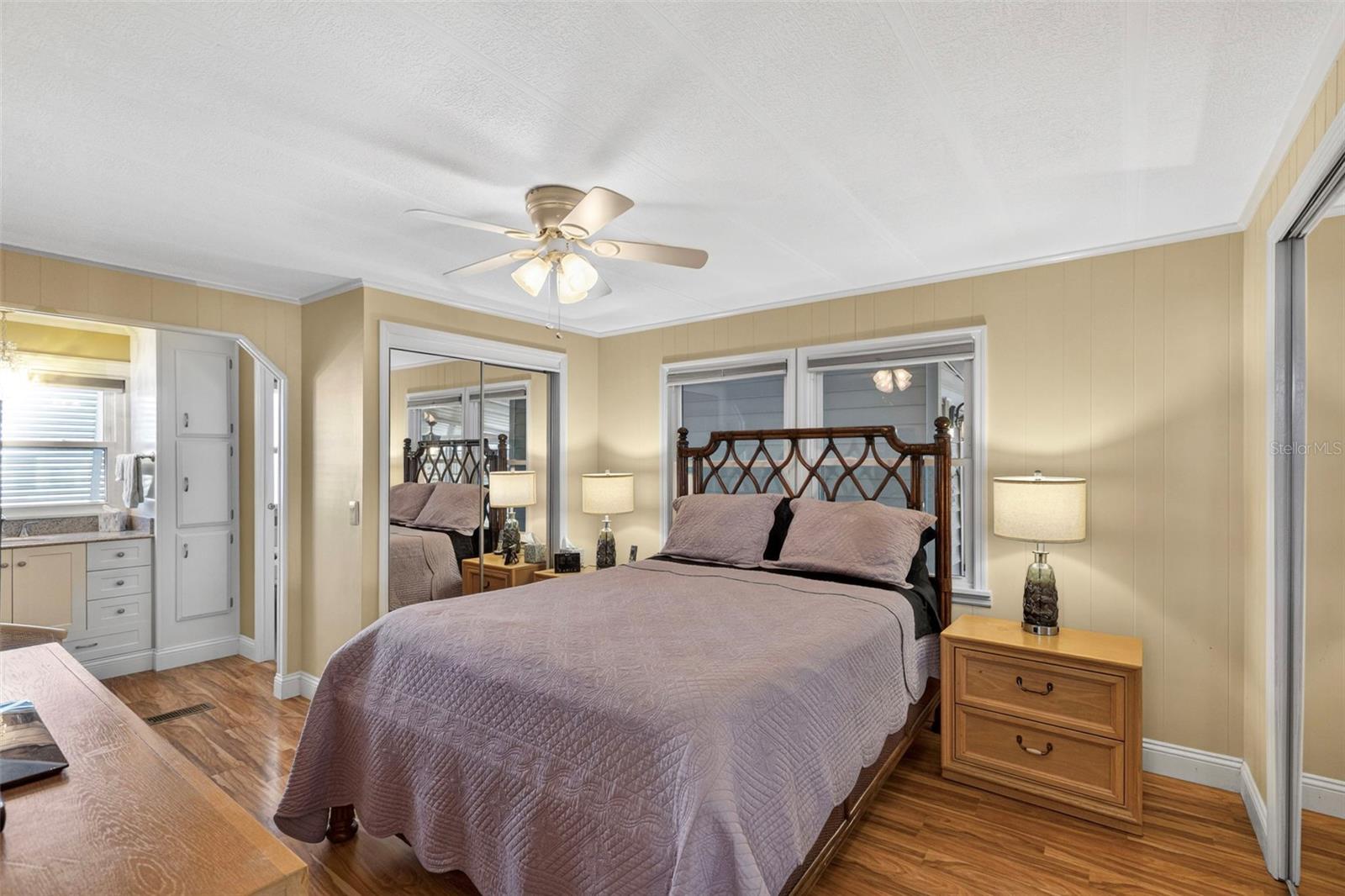 Image 18 of 75 For 320 La Costa