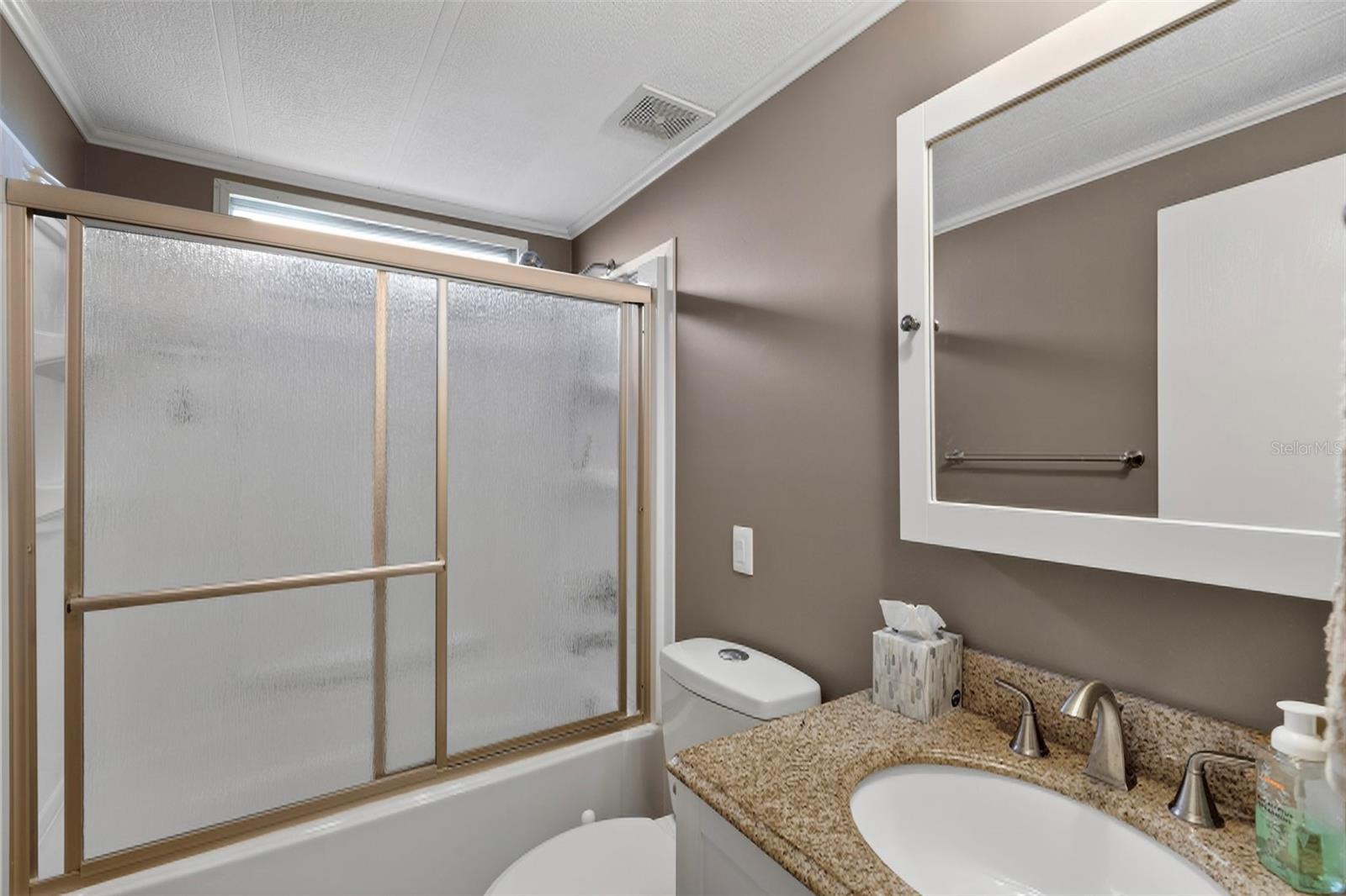 Image 24 of 75 For 320 La Costa