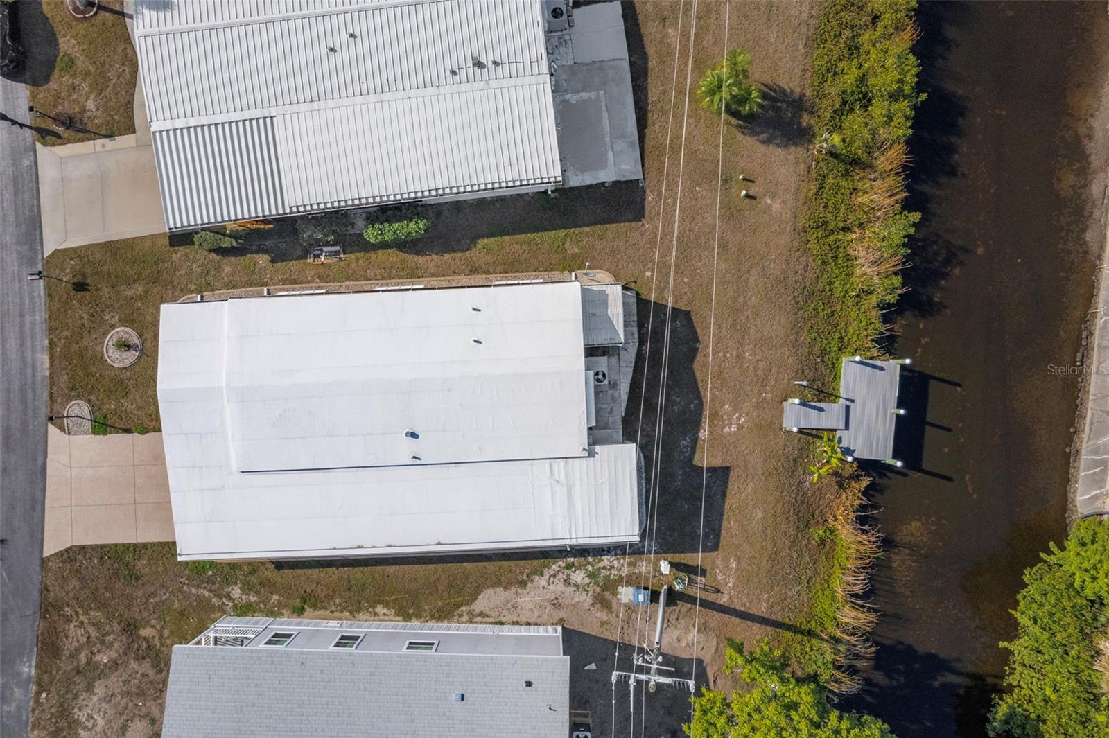 Image 26 of 75 For 320 La Costa