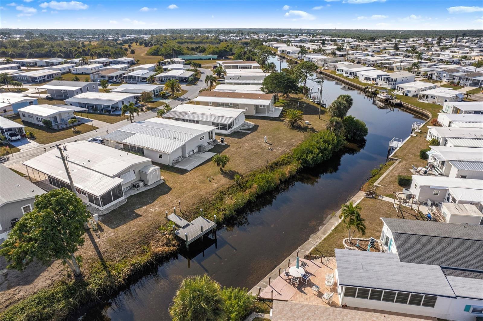 Image 32 of 75 For 320 La Costa