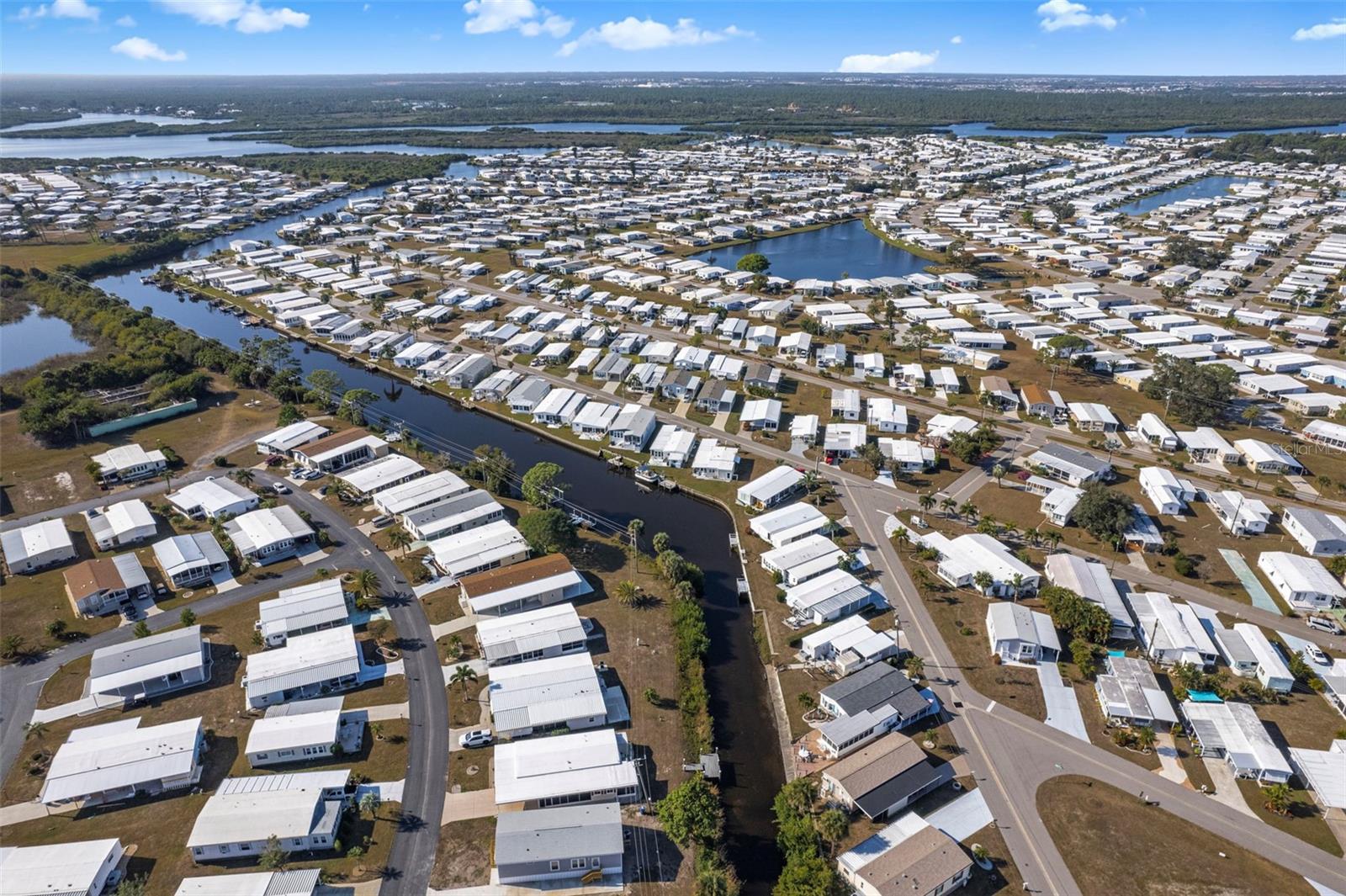 Image 33 of 75 For 320 La Costa