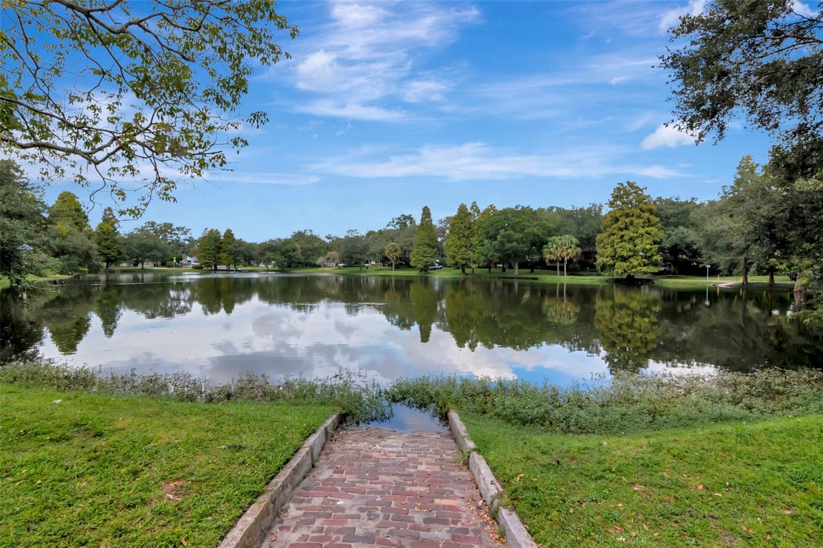 Image 3 of 29 For 1003 Clifton Street