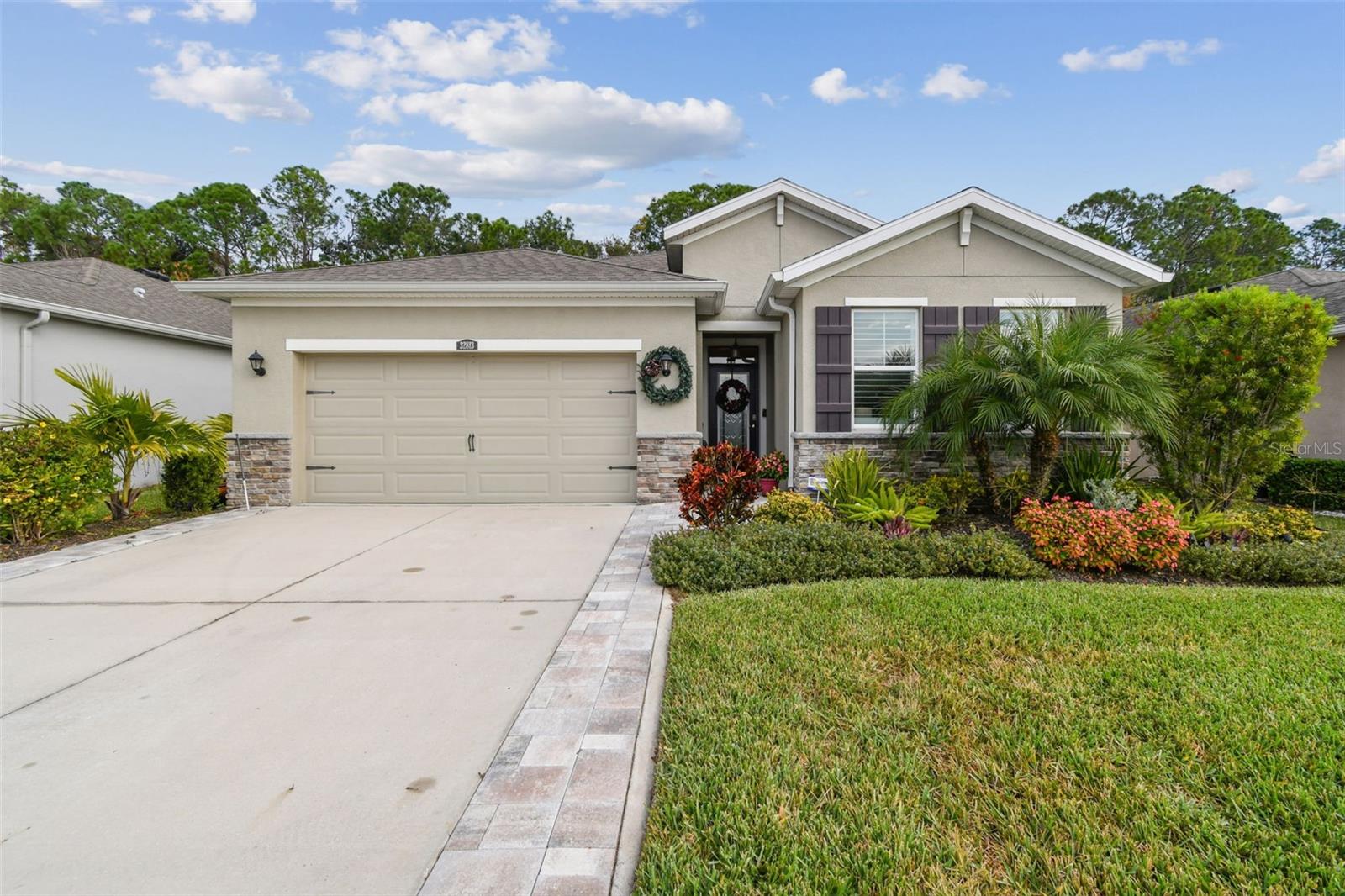 Details for 32813 Sand Creek Drive, WESLEY CHAPEL, FL 33543