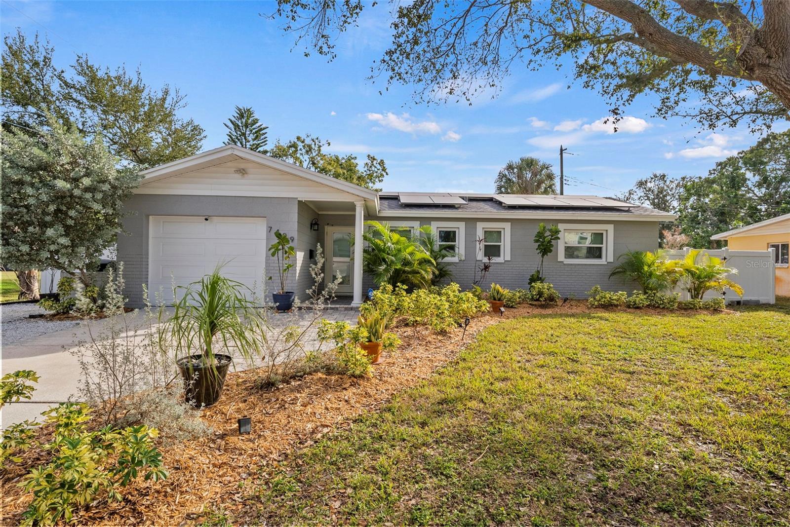 Image 34 of 34 For 7499 Oak Street Ne