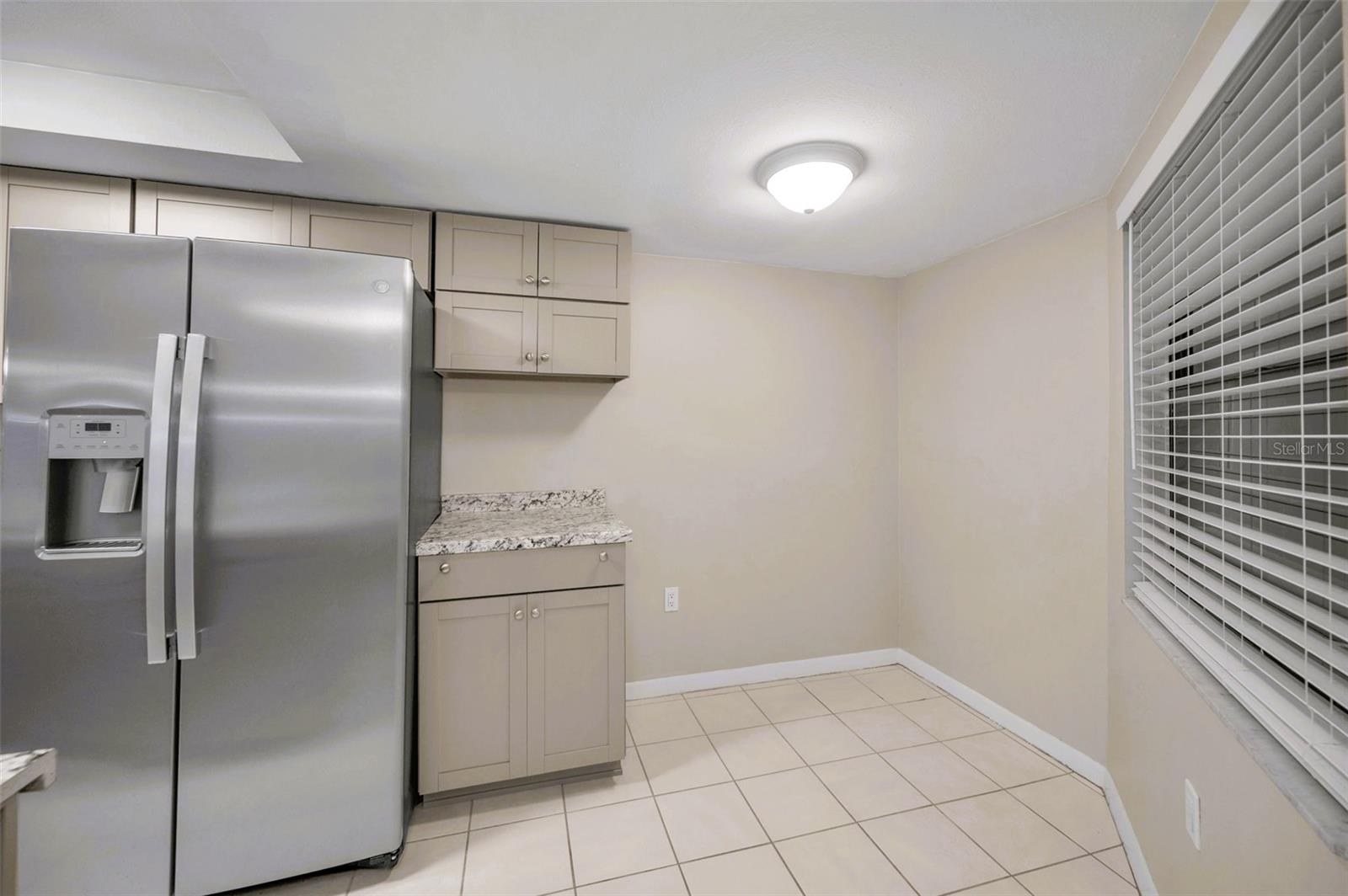 Image 10 of 42 For 2971 Estancia Boulevard 418