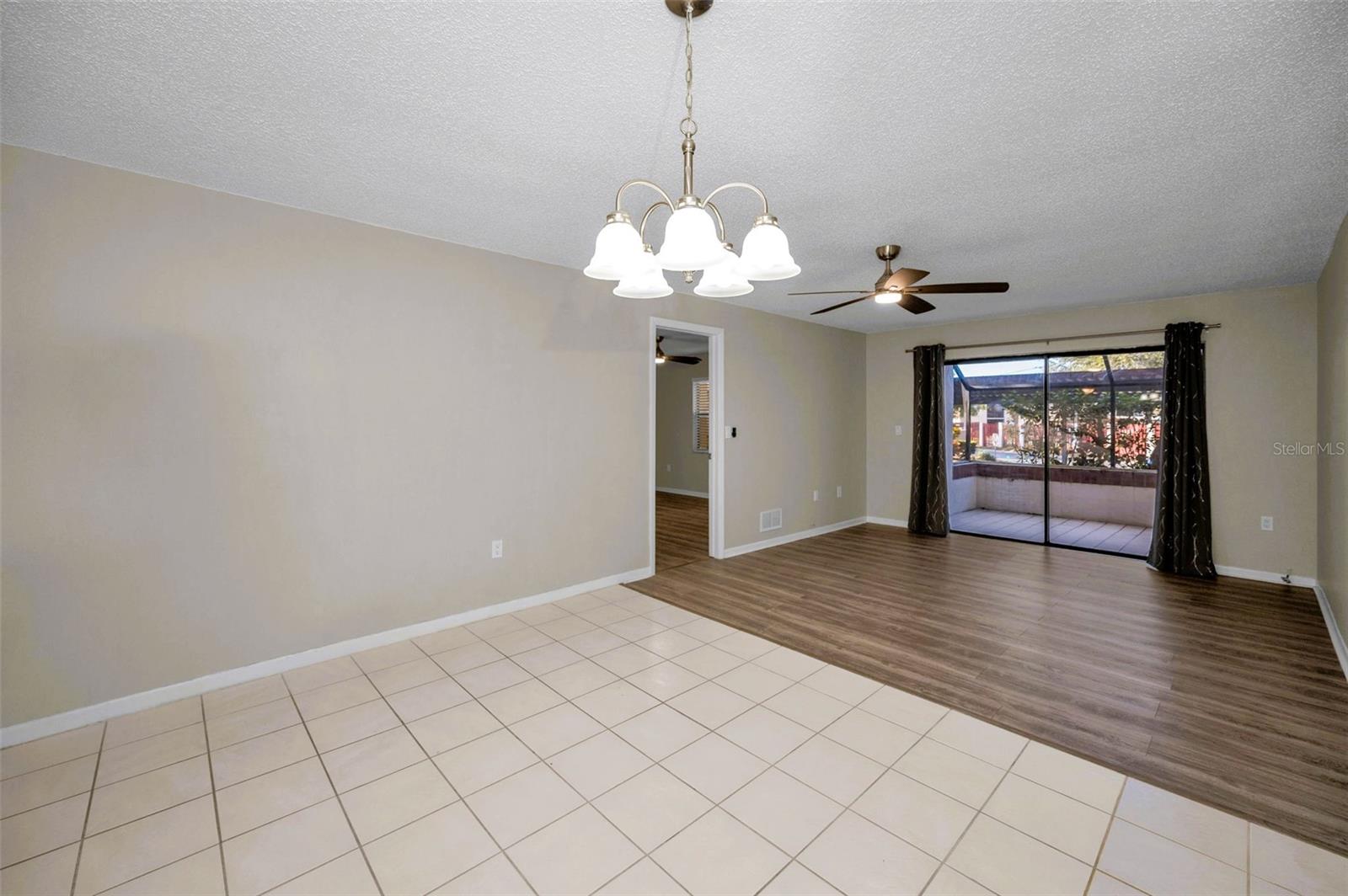 Image 14 of 42 For 2971 Estancia Boulevard 418