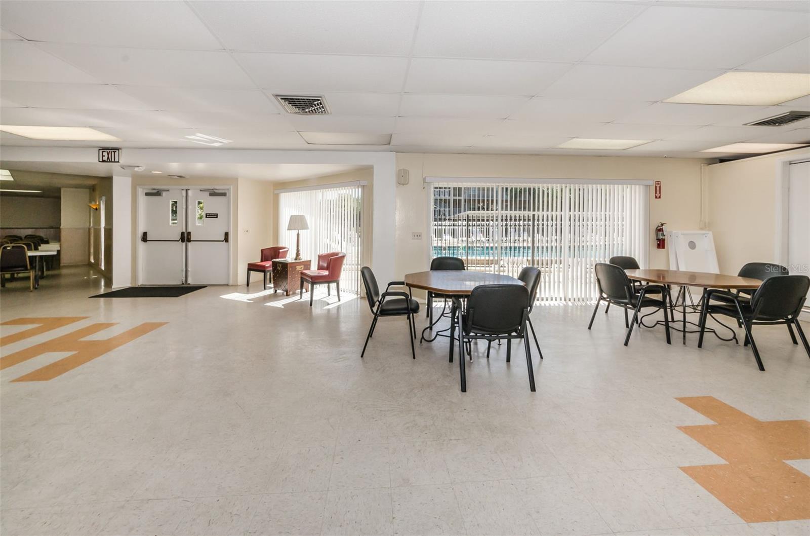 Image 59 of 72 For 841 Patricia Avenue 306