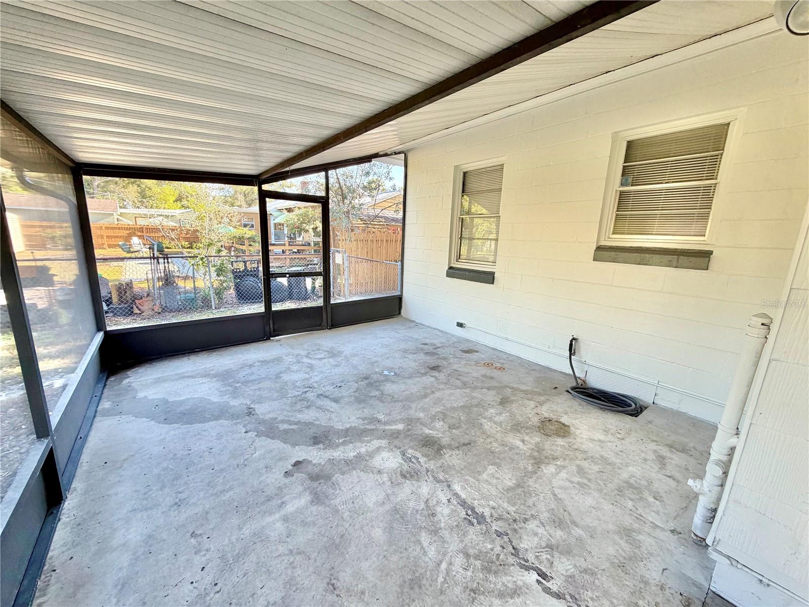 Image 18 of 21 For 1017 Blann Drive