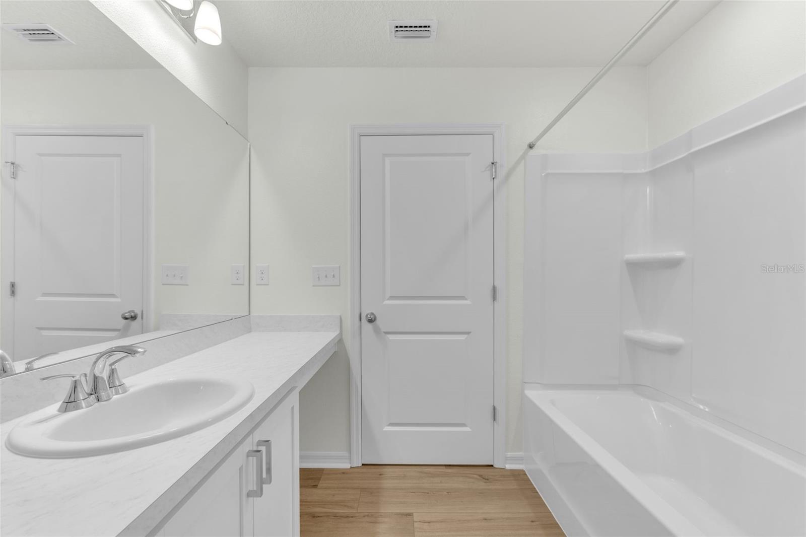 Image 14 of 26 For 9267 Sandy Bluffs Circle