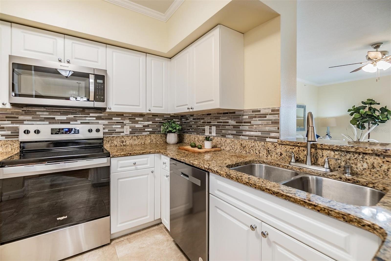 Image 11 of 33 For 4516 Seagull  805