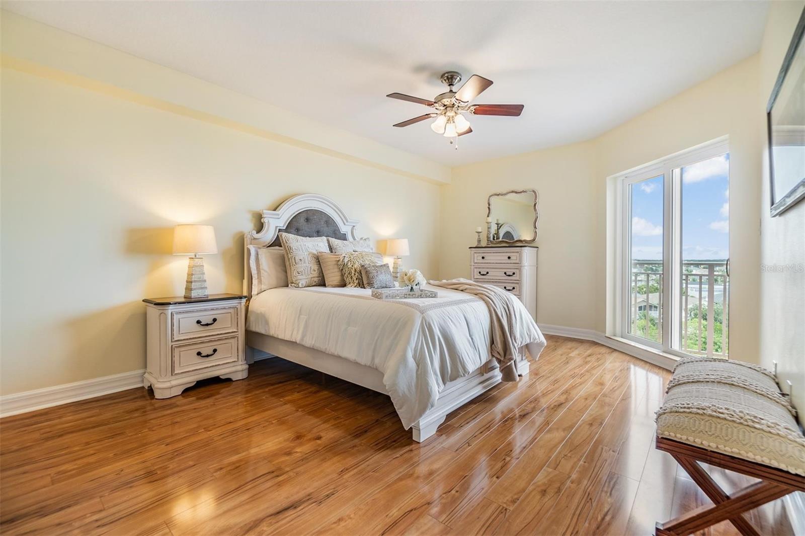 Image 13 of 33 For 4516 Seagull  805