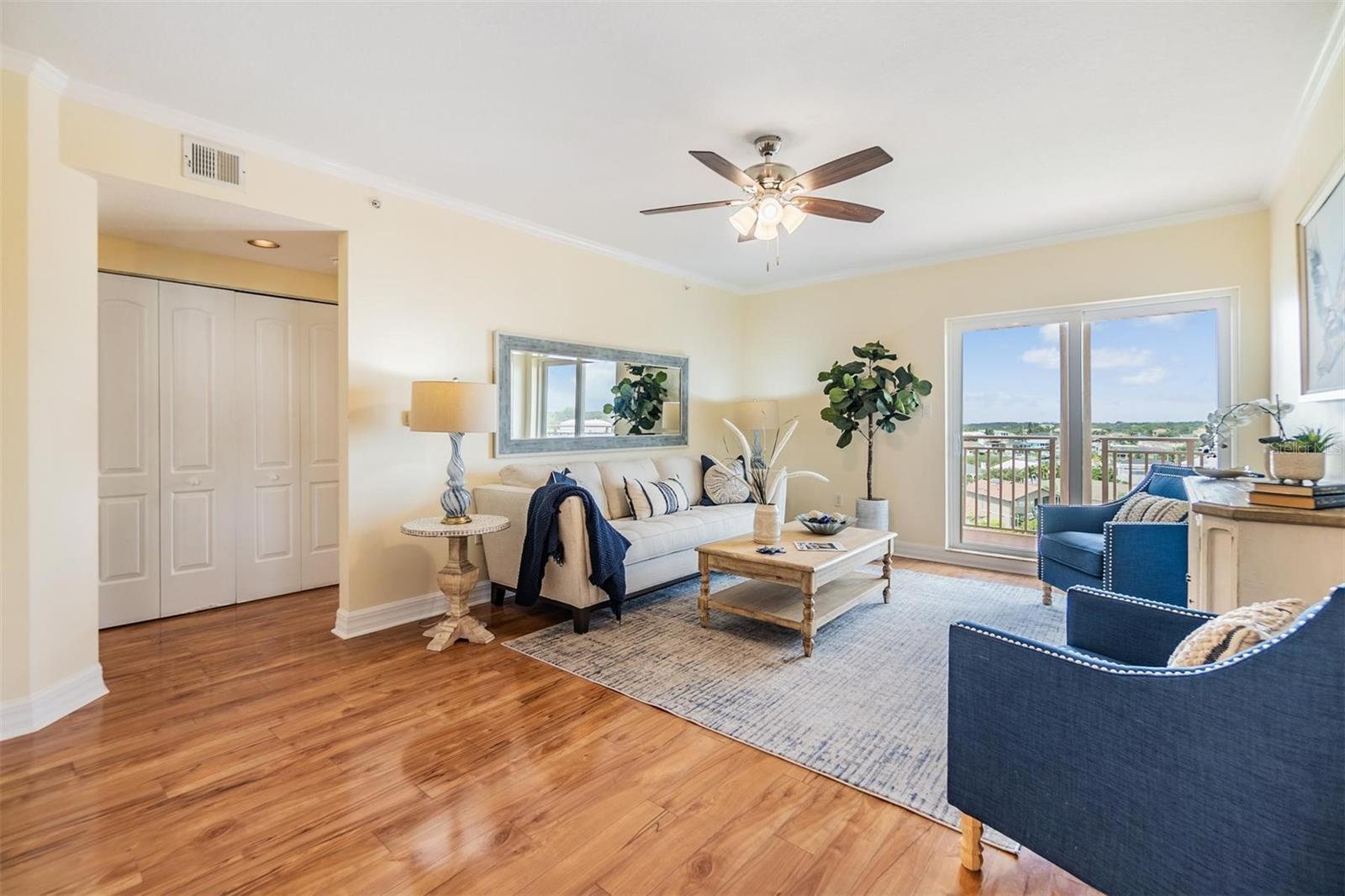 Image 6 of 33 For 4516 Seagull  805