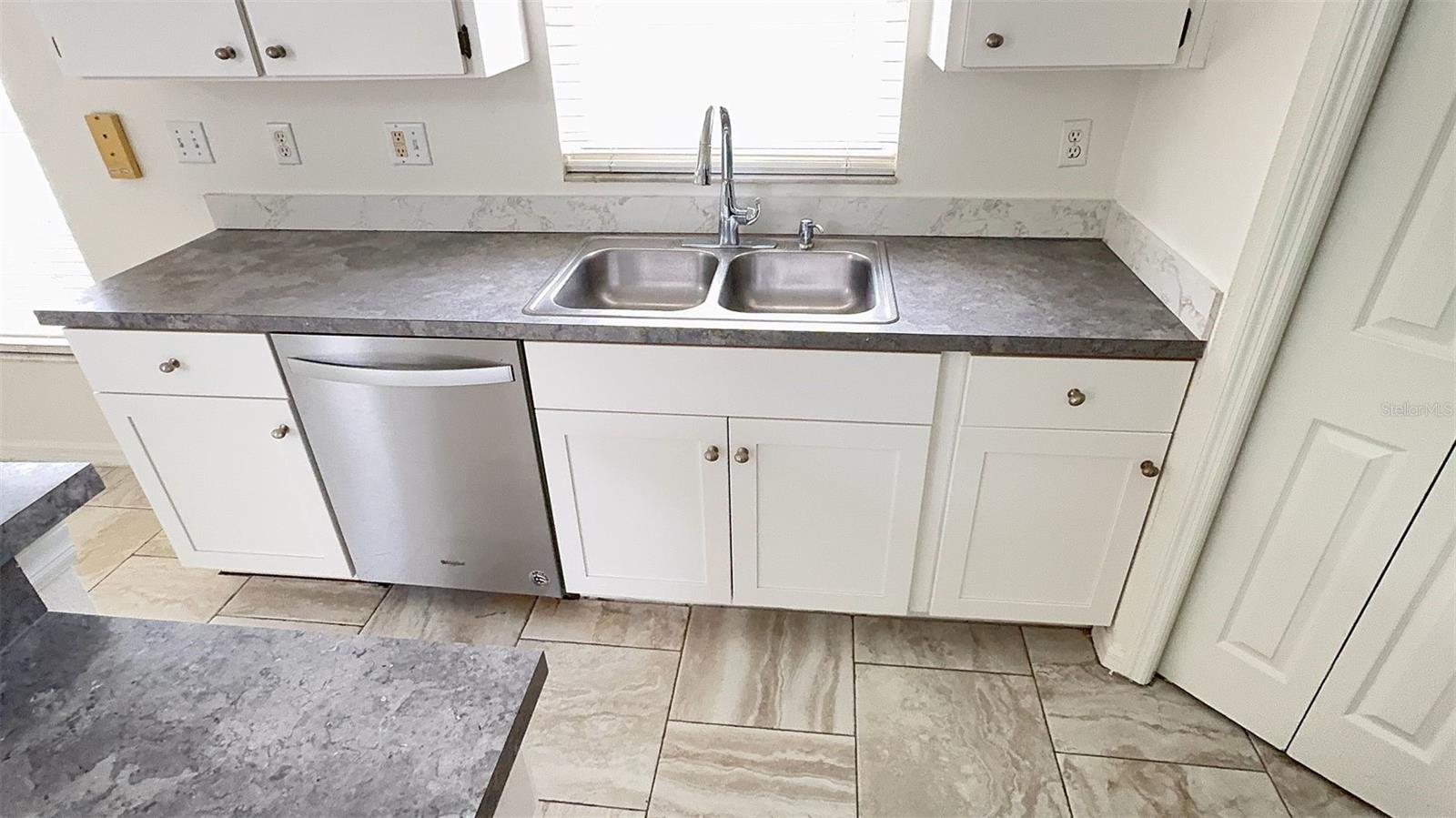 Image 11 of 40 For 8517 Fawn Creek Drive