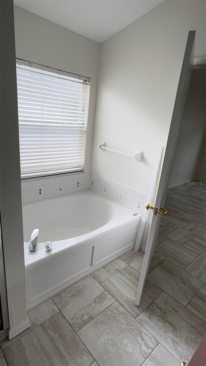 Image 17 of 40 For 8517 Fawn Creek Drive