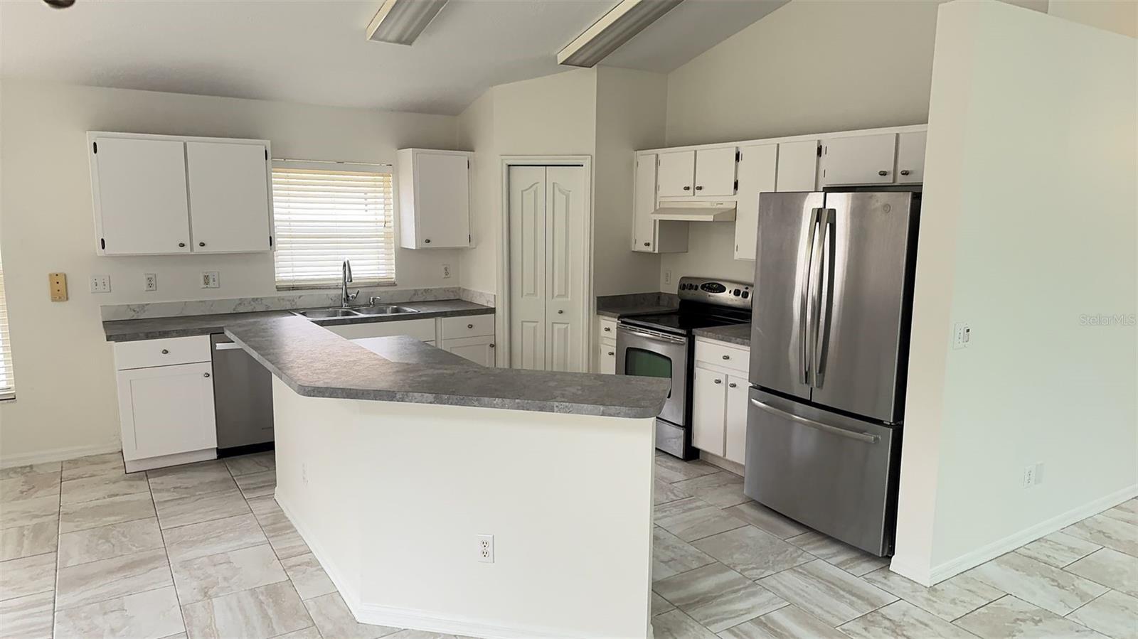 Image 9 of 40 For 8517 Fawn Creek Drive