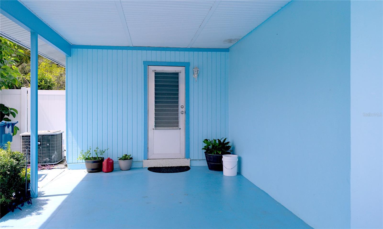 Image 6 of 18 For 9344 Horizon Drive