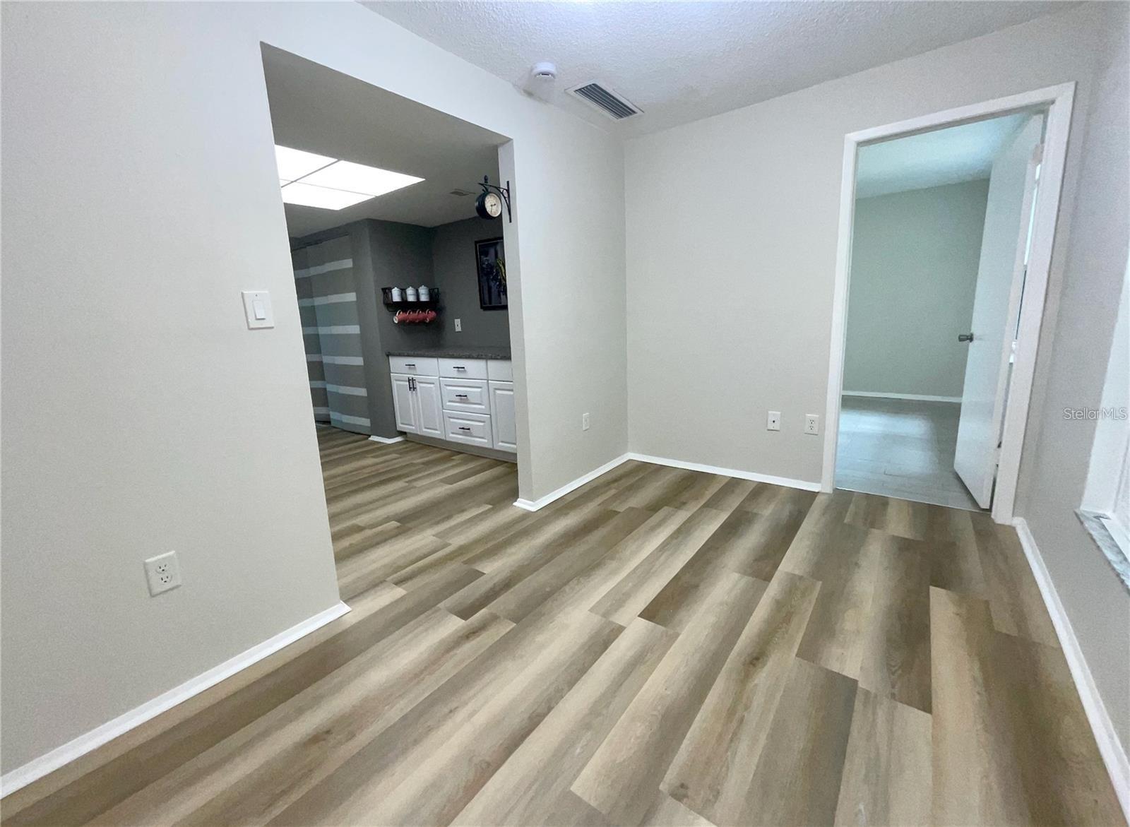 Image 11 of 23 For 1020 85th Avenue N 222