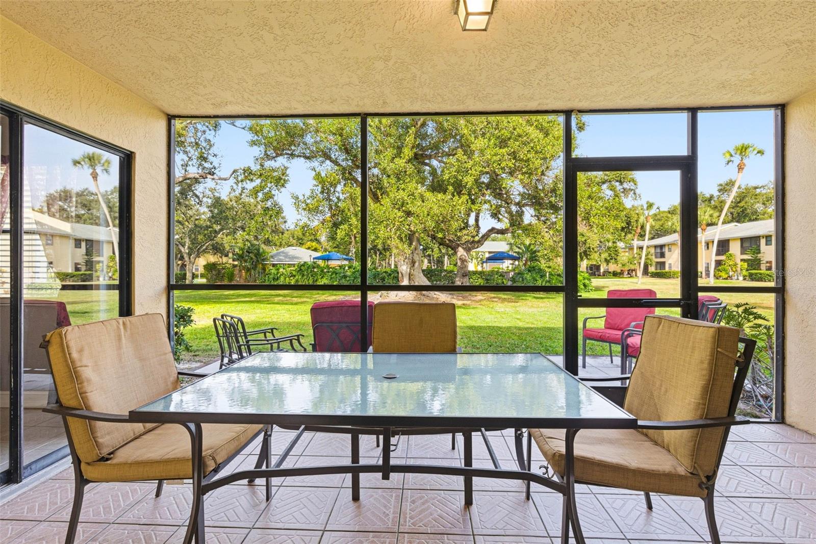 Image 30 of 81 For 3001 58th Avenue S 1101