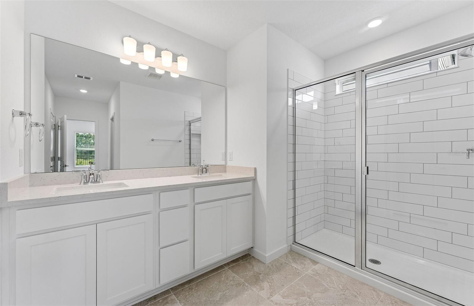 Image 9 of 20 For 1079 Kistna Drive