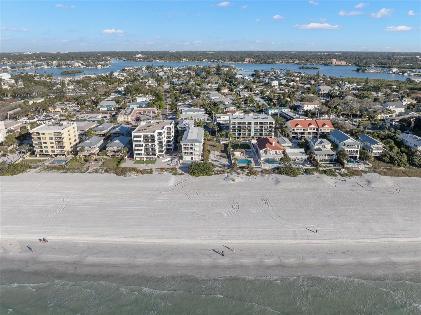 Image 2 of 24 For 1306 Gulf Boulevard