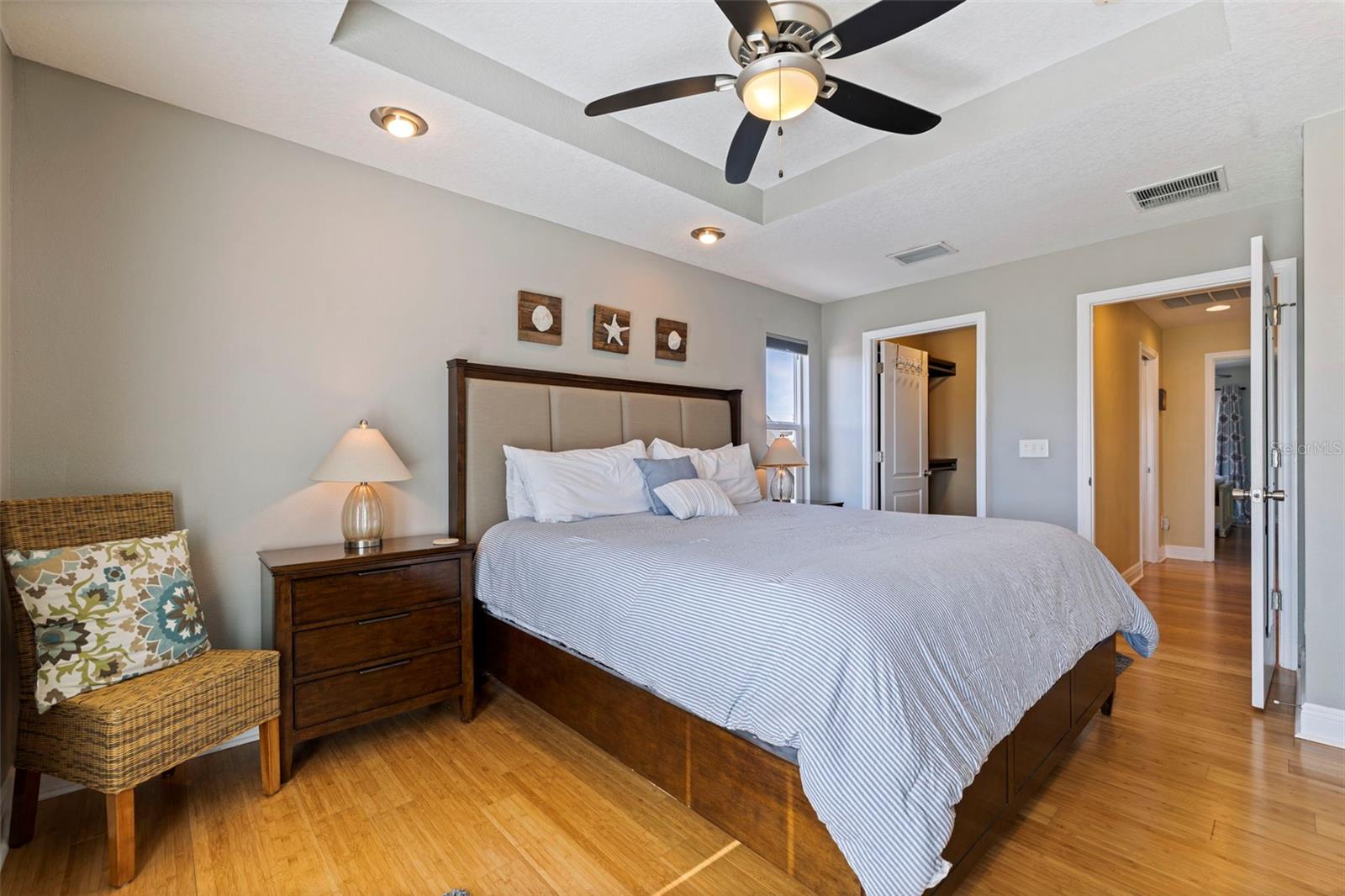 Image 20 of 51 For 5429 Essex Avenue S