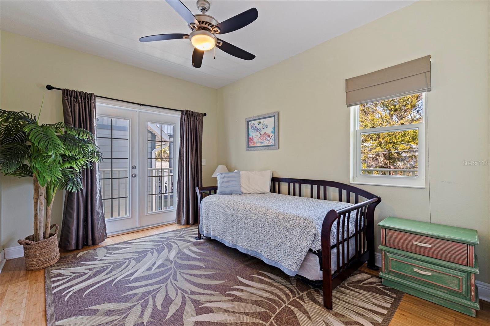 Image 35 of 51 For 5429 Essex Avenue S