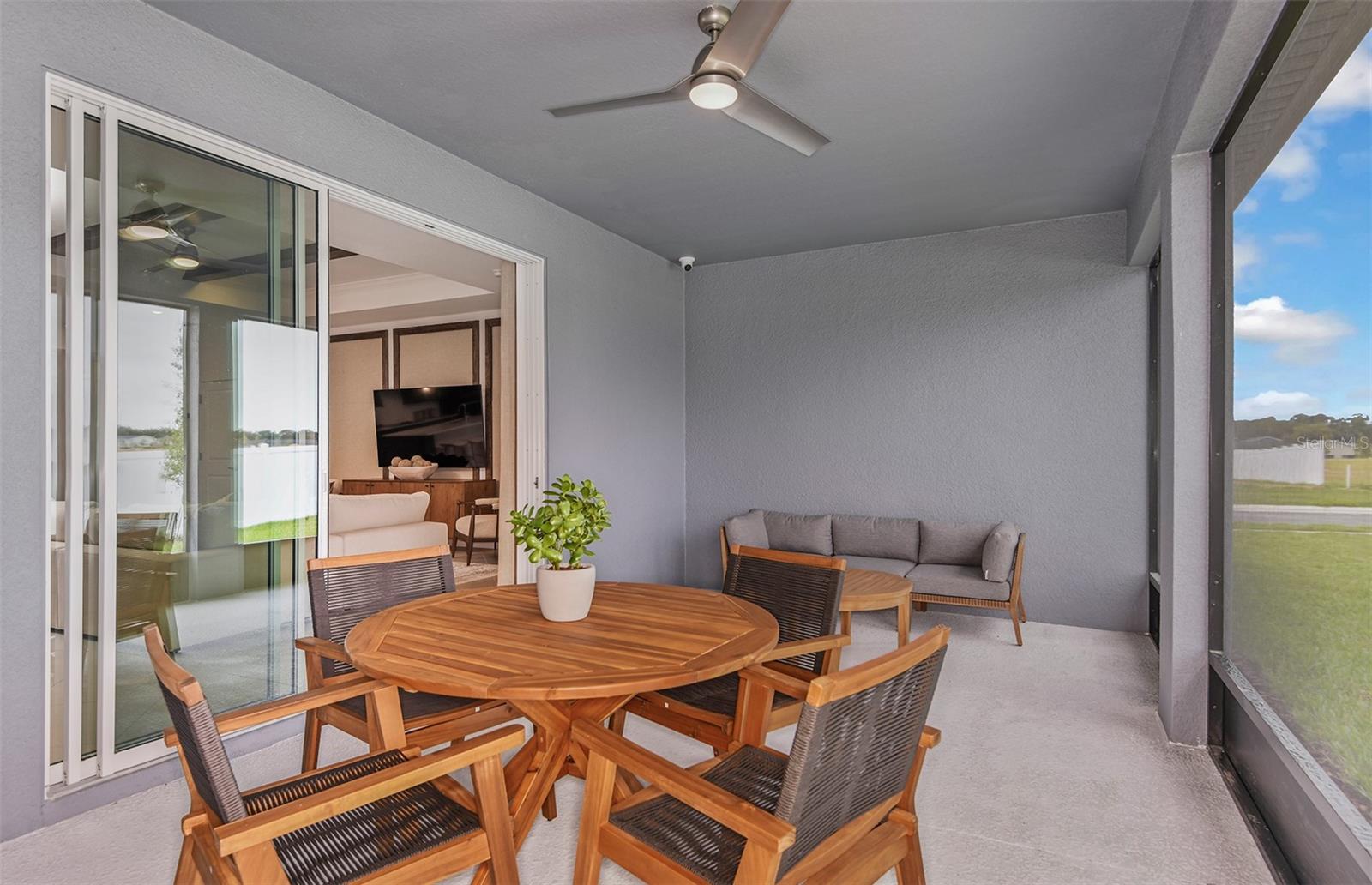 Image 18 of 32 For 13714 Brookside Haven Street