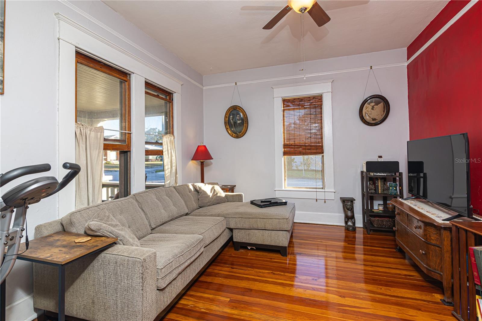 Image 22 of 38 For 6002 Suwanee Avenue