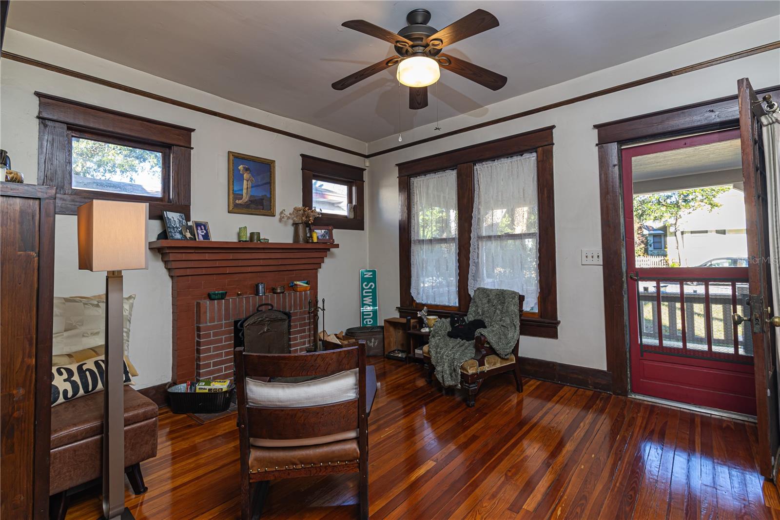 Image 7 of 38 For 6002 Suwanee Avenue