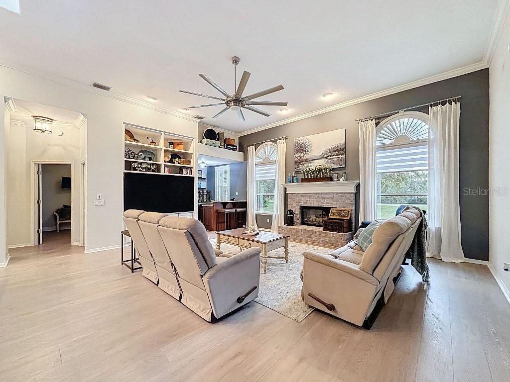 Image 25 of 67 For 8805 Crosswood Court