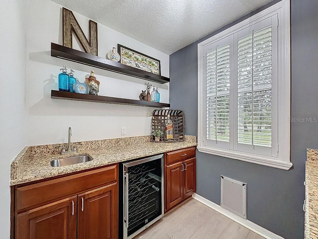 Image 29 of 67 For 8805 Crosswood Court