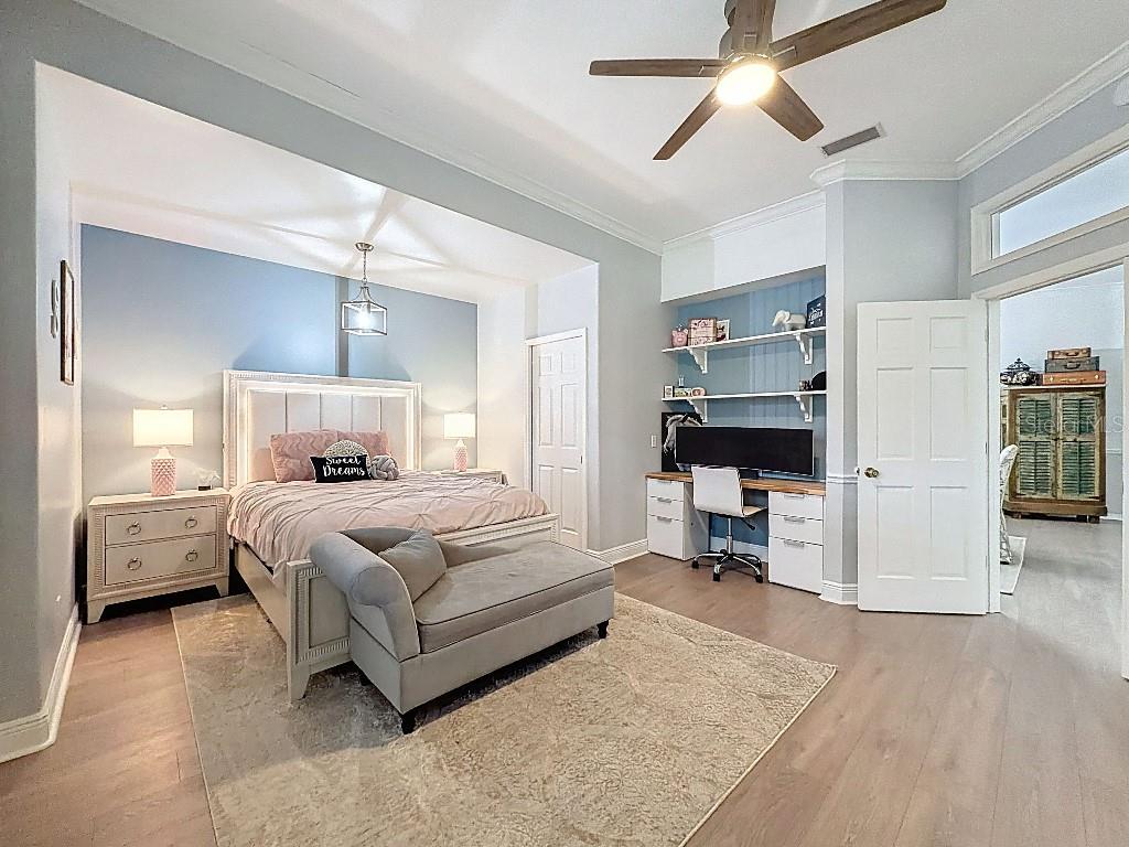 Image 42 of 67 For 8805 Crosswood Court