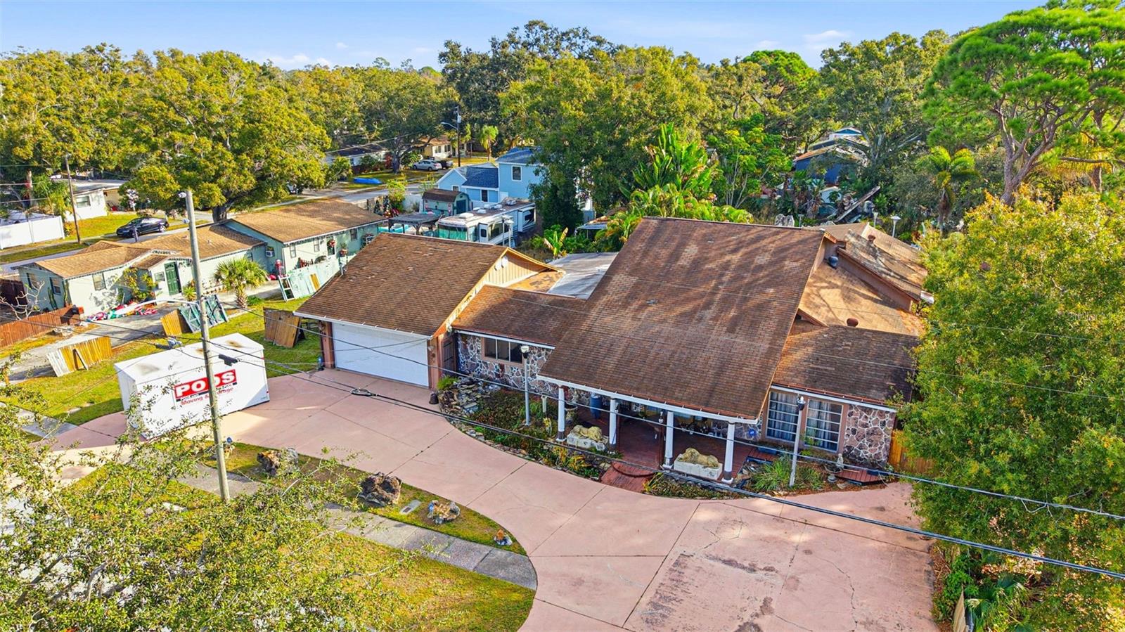 Listing photo id 46 for 7061 62nd Street N