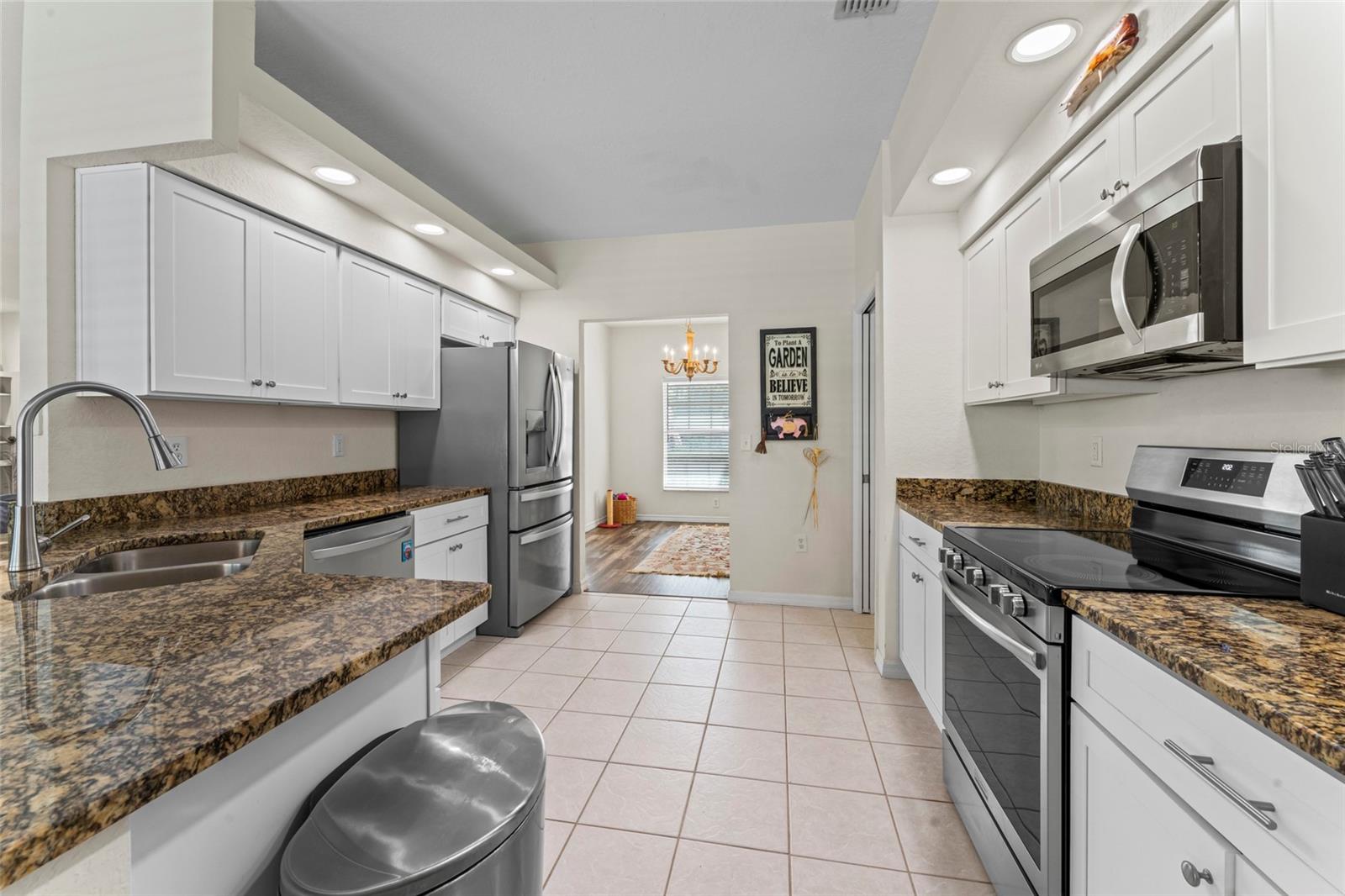 Image 19 of 43 For 9115 Spring Hill Drive